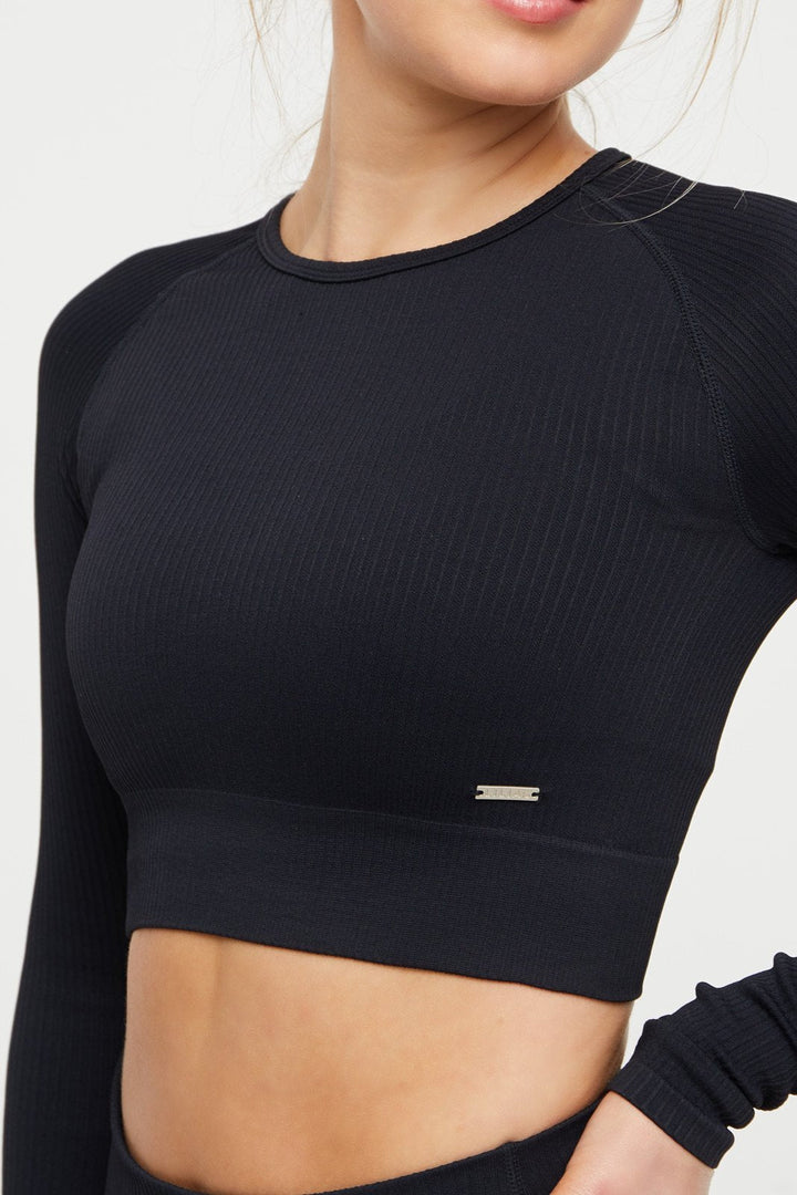 Ribbed Seamless Crop Top